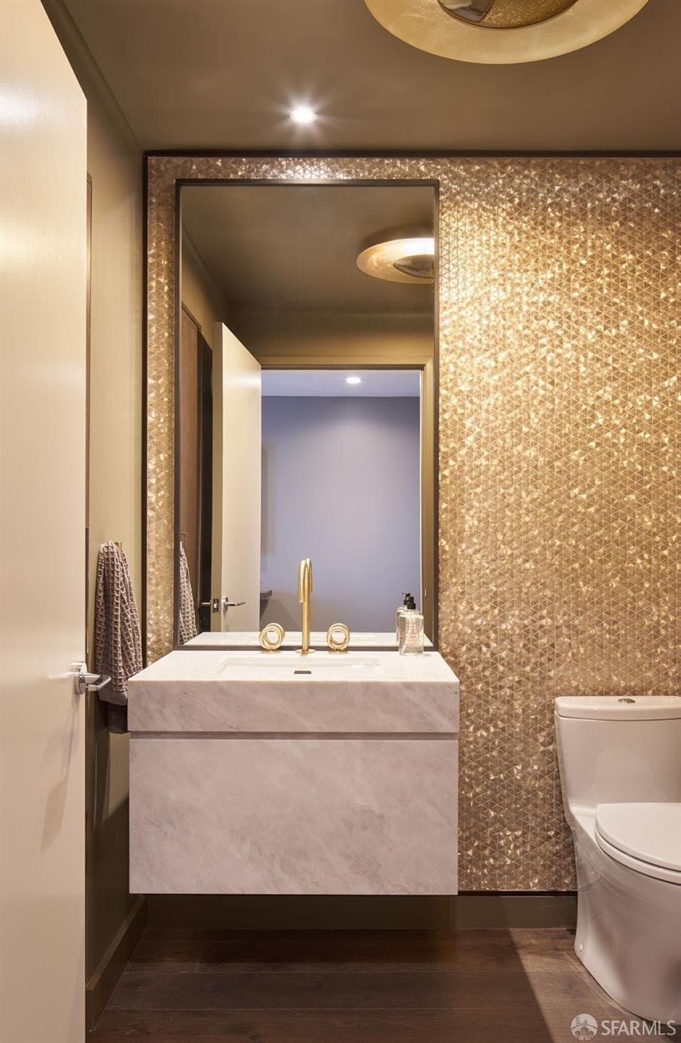 488 Folsom St Apt 5203, San Francisco, CA photo 3